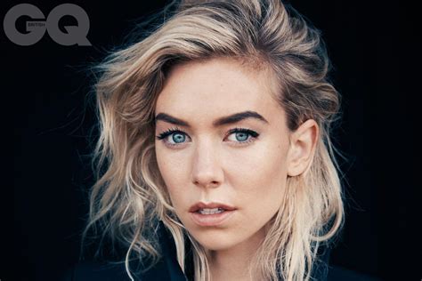 Awesome Vanessa Kirby Wallpapers